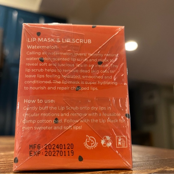 Bee Balm 🍉 Watermelon Lip Mask & Scrub Kit 🍉 - Picture 2 of 9